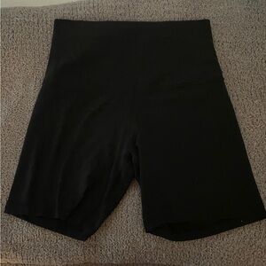 lululemon high rise biker shorts 6”